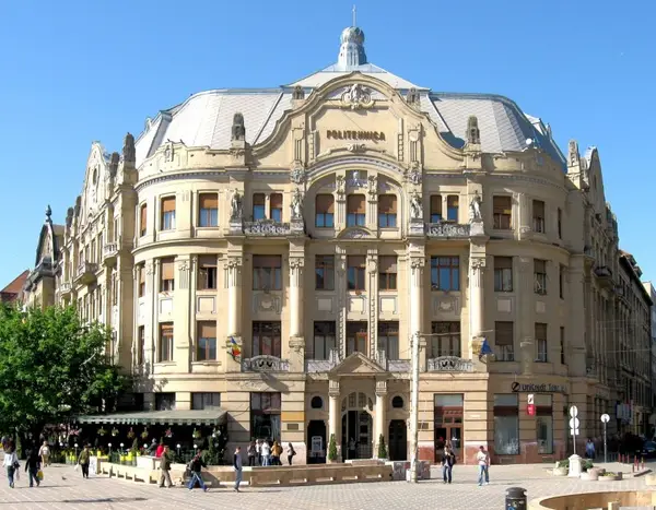 UPT – poziții fruntașe la nivel mondial în clasamentele dedicate ingineriei