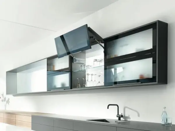 Balamale usi de mobilier