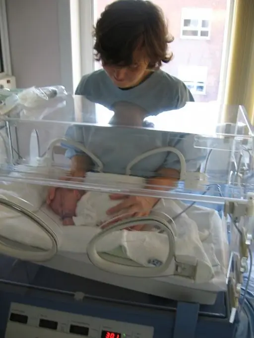 Salvați Copiii demarează un plan amplu de dotare a maternităților din Regiunea Vest
