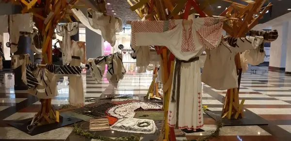 Expozitie de moda retro
