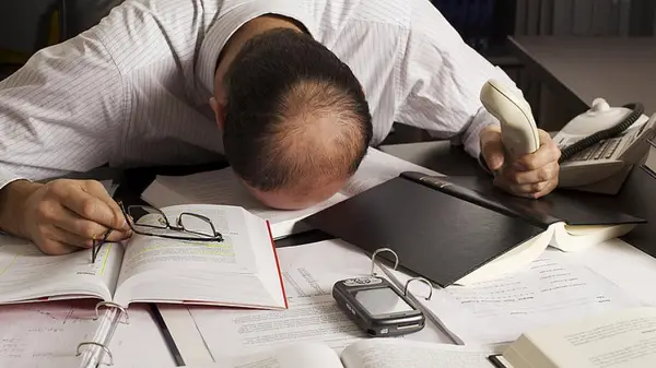Evitarea burnout-ului: menținerea unei vieți sănătoase și prospere