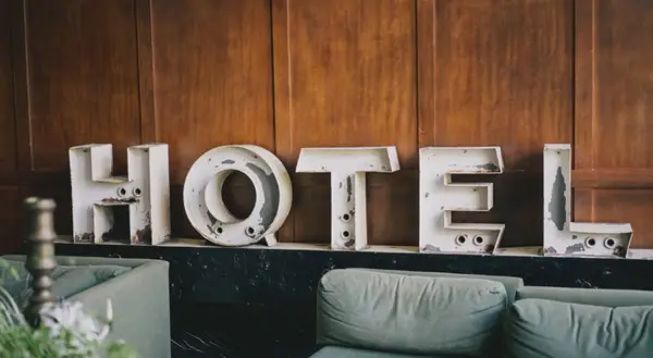 Reciclarea deșeurilor în hotelul tău - Cum poți să fii mai eco-friendly!