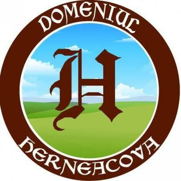 Centrul de Echitatie si Agrement Herneacova