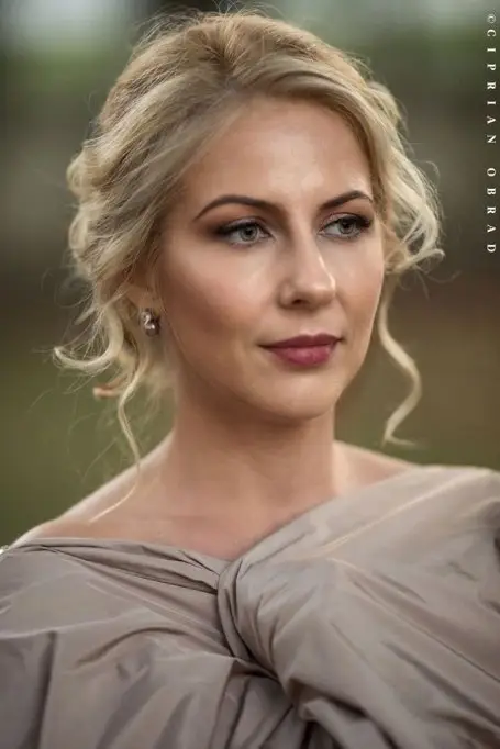 Mihaela Obrad - make-up artist