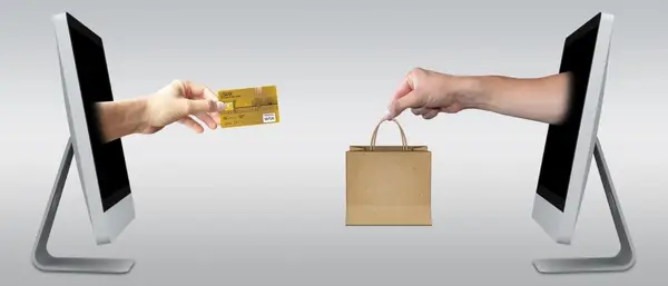Librărie tradițională sau librărie online: Tu ce alegi?