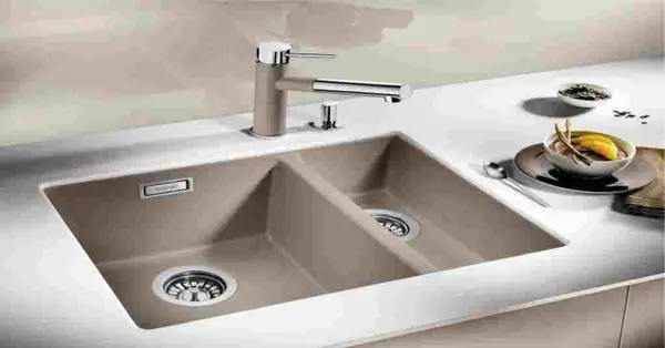 Chiuvete din Granit Blanco