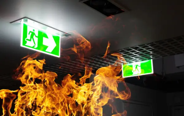 Ce trebuie să faci în caz de incendiu: 12 reguli