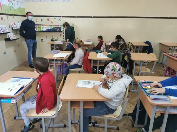 United Way România lansează proiectul ”Învață să reușești - servicii integrate în comunitate”, în cofinanțare cu Fondul Social European, Programul Operaţional Capital Uman 2014-2020