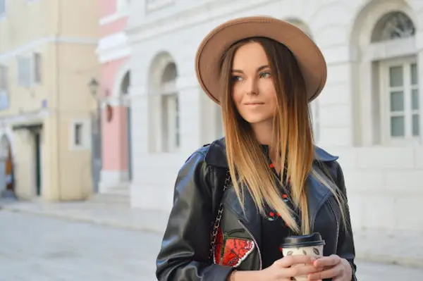 Șapte accesorii deosebite care îți pot desăvârși ținuta