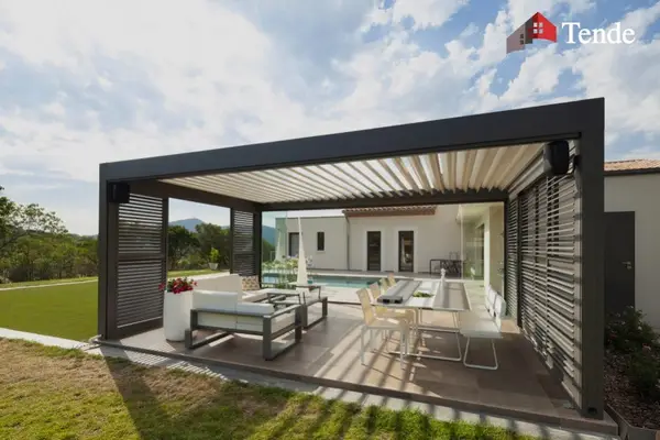 Pergola aluminiu: 5 motive pentru a alege o structura de pergola bioclimatica din aluminiu pentru a amenaja gradina
