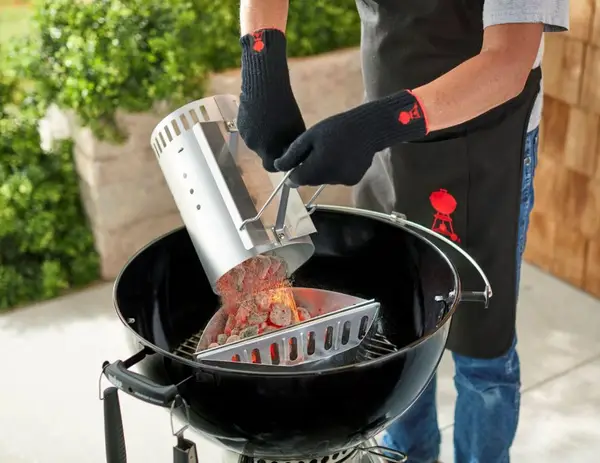 Te-ai întrebat vreodată cum se aleg cei mai buni cărbuni pentru un grătar perfect? Iată și răspunsul!