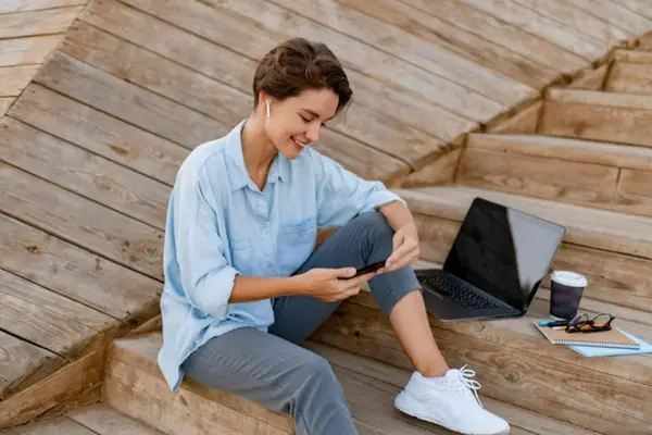 Ce trebuie să știi când îți cumperi căști wireless?