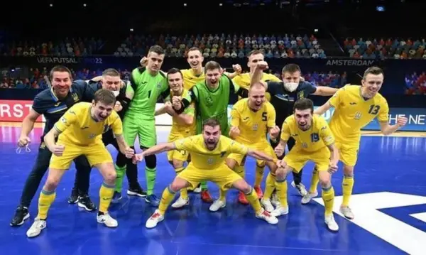 Selecționata României la minifotbal a învins Cehia și s-a calificat în semifinalele turneului - golul decisiv a fost marcat de către un timișorean