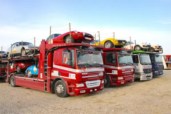 Cauti transport auto pe platforma?