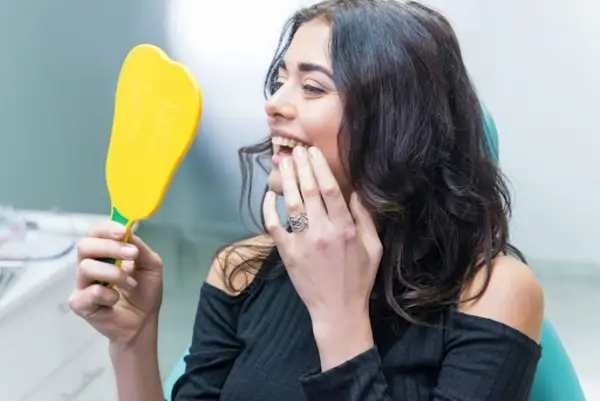 Implantul dentar: 3 tipuri și avantaje