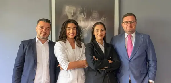 Top 3 situații în care trebuie să apelezi la un avocat bun