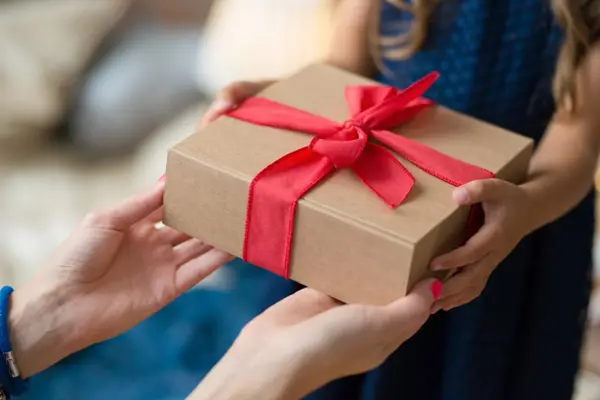 2 motive pentru care fiecare cadou trebuie sa fie personalizat
