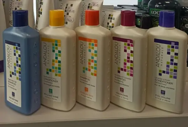Produse naturale pentru ingrijirea parului