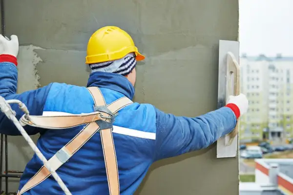 3 sfaturi pentru aplicarea masei de șpaclu înainte de tencuirea pereților de la MacoStore