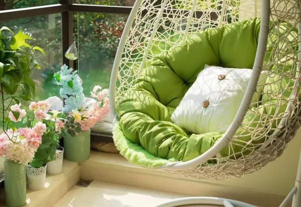 Balansoare de gradină - cum să le integrezi în designul de interior