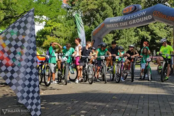 Biciclistii Iscusiti