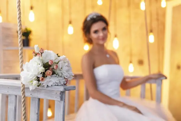 Este o idee buna sa folosesti aranjamente florale artificiale pentru nunta?
