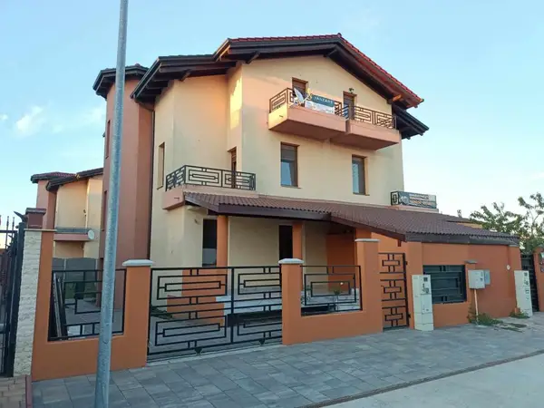 Proprietar, vand duplex utilat in Mosnita Noua