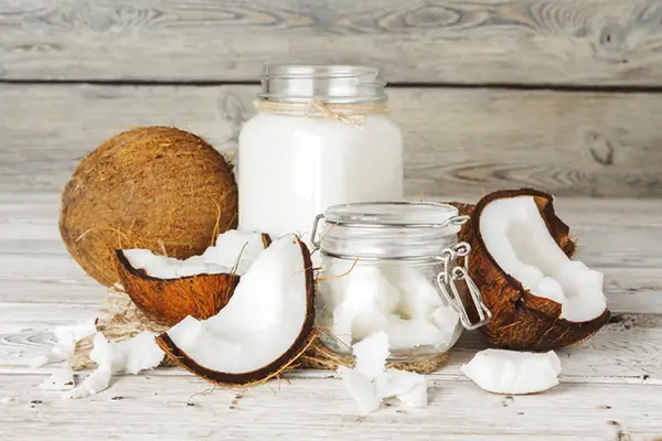 Laptele de cocos: nectarul tropical cu beneficii surprinzătoare
