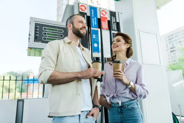 Beneficiază de cashback și rate fără dobândă la Rompetrol