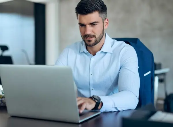 Moduri de a vă șterge datoria de credit online