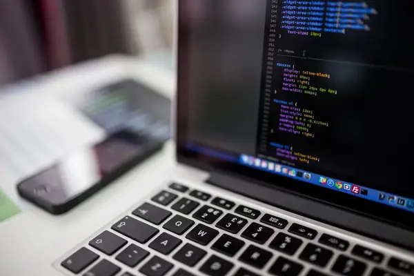 Laptopul nu pornește după ce a fost curățat