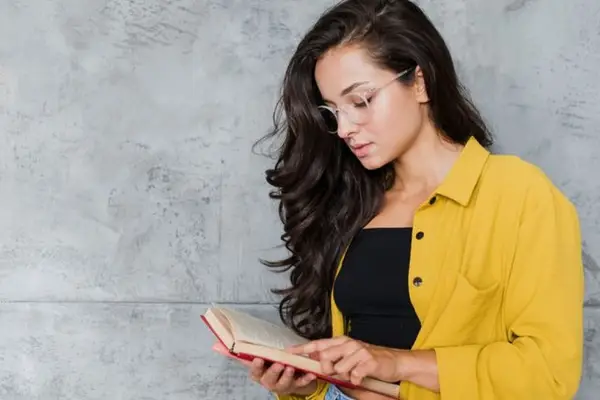 Poți alege o Biblie personalizată pentru a-ți reflecta credința? Sau să o oferi drept un cadou special?