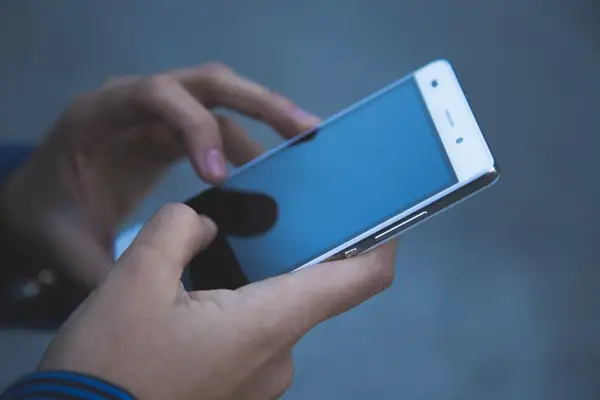 Cum alegi cel mai bun telefon: ghidul util