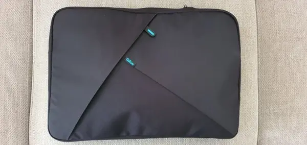 Vând Laptop Lenovo IdeaPad - Flex 14
