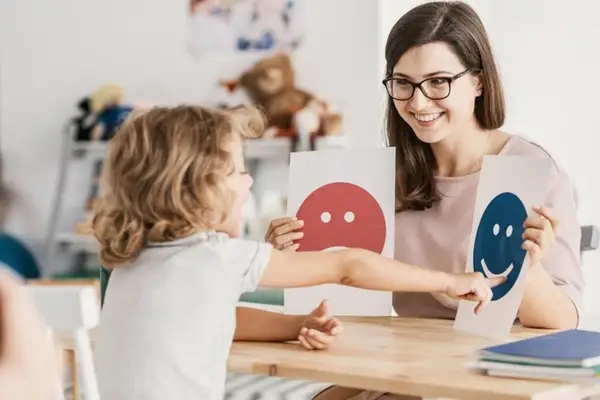Impactul terapiei cu celule stem asupra socializării și comportamentului copiilor cu autism