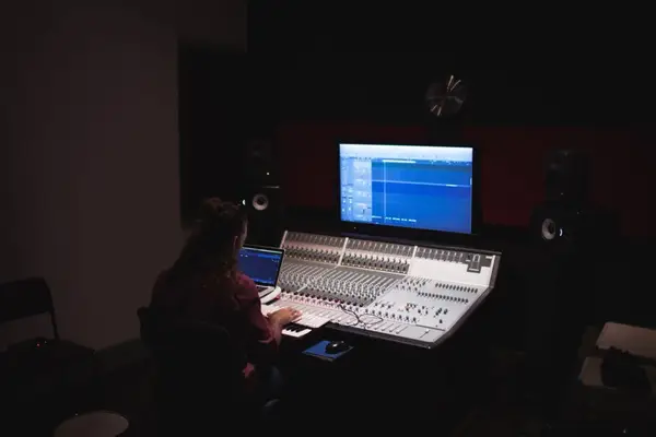 Cum să ai o acustica perfectă în studio?