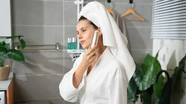Skincare pentru acnee: cum îți construiești rutina cu produse coreene?