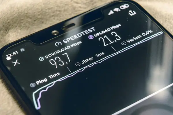 Creștere de 16% a numărului de conexiuni Gigabit în România în 2024, ce înseamnă acest lucru?