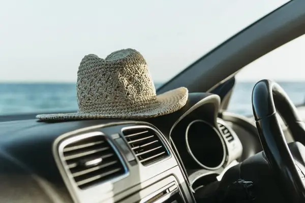 Cum îți dai seama că aerul condiționat auto are nevoie de reparații?