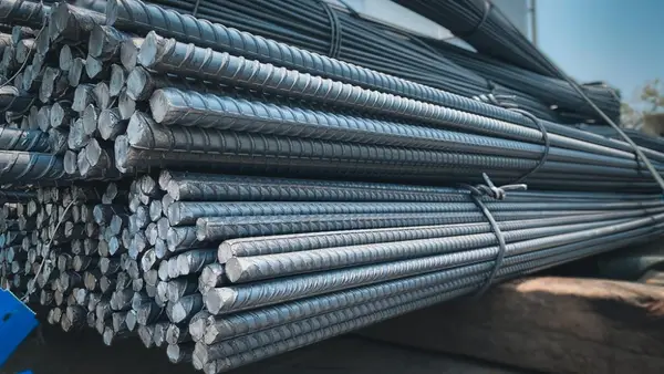 Construcții rezistente cu oțel beton de calitate: ce alegi din catalogul MatHaus