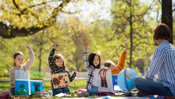 Activități pentru copii energici care țin ore întregi