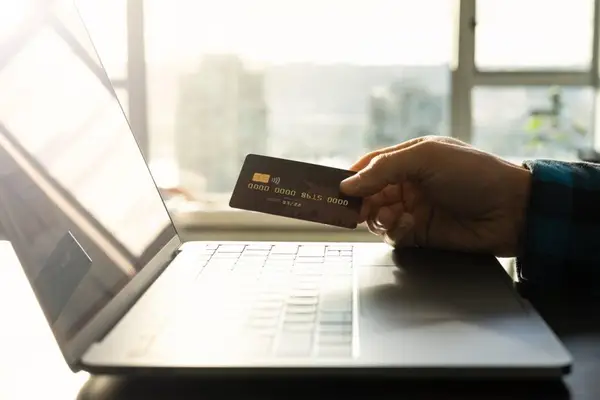 Cum să te pregătești pentru a aplica pentru primul tău credit online la un IFN