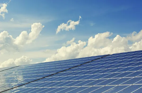 Casa Verde 2026 în Banat: ce trebuie să știe proprietarii din Timișoara despre subvenția pentru panouri fotovoltaice
