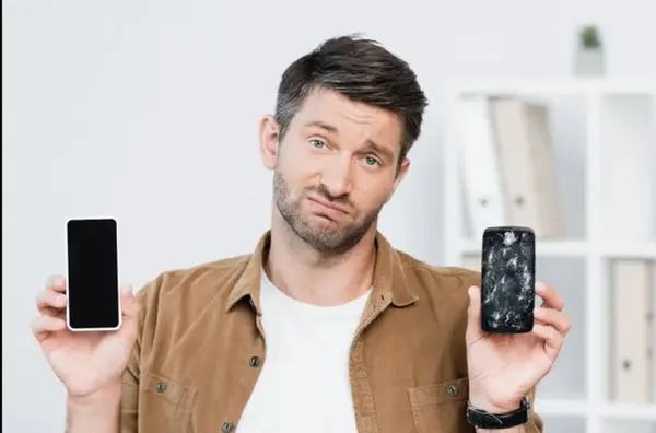 Reparații telefoane în Timișoara: cum alegi un service GSM de încredere și ce trebuie să știi înainte să mergi la reparat
