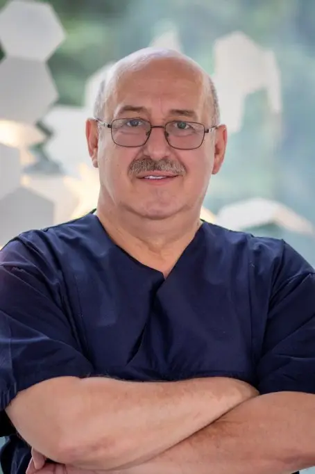 Chirurgia robotică deschide noi perspective în tratamentul cancerului pancreatic: intervenție complexă realizată la MedLife Medici’s Timișoara