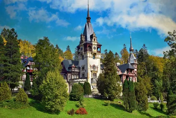 La munte, aproape de București: stațiuni pentru o mini vacanță de vară