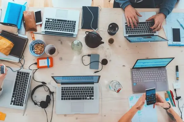 Era digitală, oportunități pentru afaceri și responsabilitate pentru protecția datelor