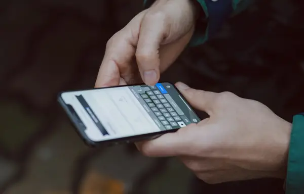 Escrocheriile online care ajung cel mai des la timișoreni și semnele care le dau de gol