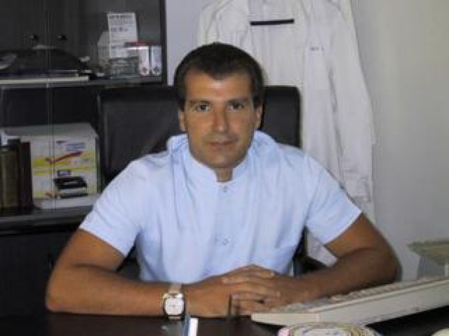 Konstandinos Giatras - doctor