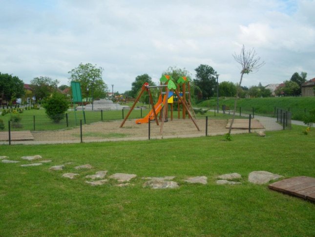 Loc de joaca - Parcul Uzinei